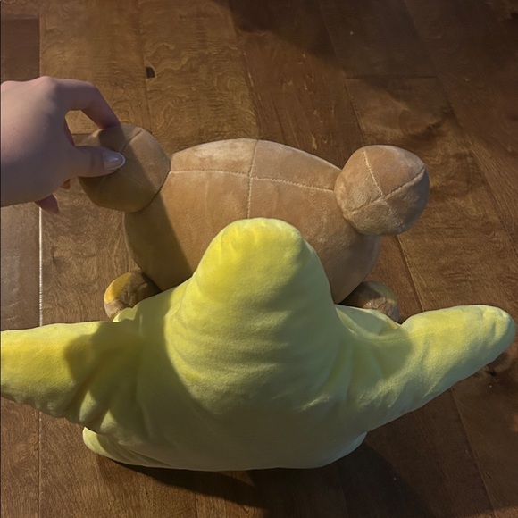 Rilakkuma Yellow Star Plushie - Picture 9 of 9